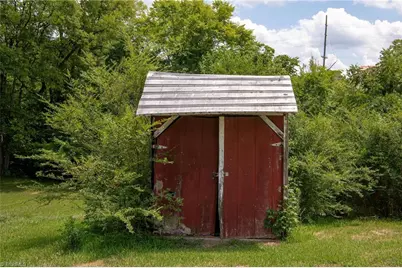 11 Hackney Street, Lexington, NC 27292 - Photo 7