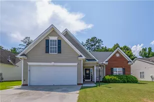 4590 River Gate Dr, Clemmons, NC 27012 - Photo 1