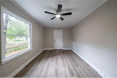 2512 Westmoreland Drive, Greensboro, NC 27408 - Photo 9