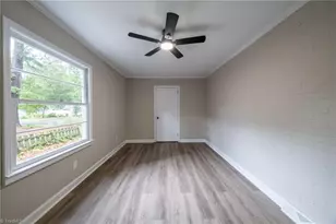 2512 Westmoreland Dr, Greensboro, NC 27408 - Photo 9