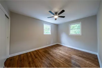 2512 Westmoreland Drive, Greensboro, NC 27408 - Photo 23