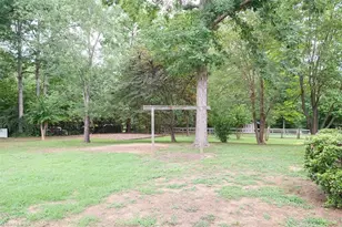 1748 Conners Ct, Burlington, NC 27215 - Photo 31