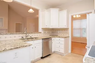 1748 Conners Ct, Burlington, NC 27215 - Photo 7