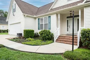 1748 Conners Ct, Burlington, NC 27215 - Photo 3