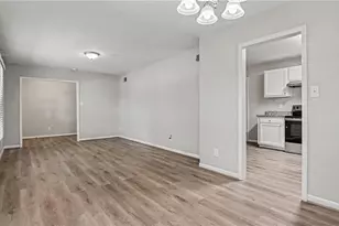 1 Judkins Ct, Greensboro, NC 27407 - Photo 7