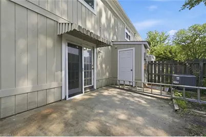 5741 Bramblegate Road #M, Greensboro, NC 27409 - Photo 33