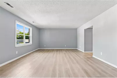 5741 Bramblegate Road #M, Greensboro, NC 27409 - Photo 5