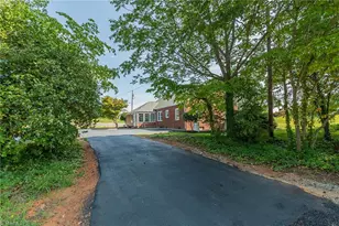 1716 US Hwy 220, Stokesdale, NC 27357 - Photo 5