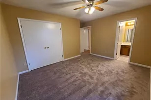 5516 Oak Summit Ct, Winston-Salem, NC 27105 - Photo 11