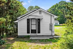 414 Lake St, Eden, NC 27288 - Photo 27