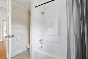 404 Glen Raven Rd, Burlington, NC 27217 - Photo 17