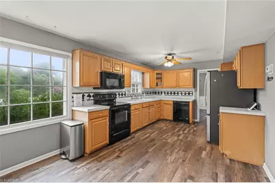 2150 Storm Canyon Road, Winston-Salem, NC 27106 - Photo 9