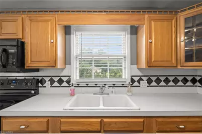 2150 Storm Canyon Road, Winston-Salem, NC 27106 - Photo 19