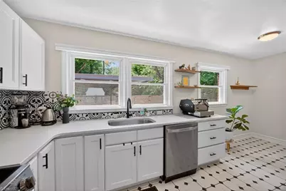 215 S Lindell Road, Greensboro, NC 27403 - Photo 19