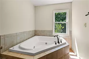 900 Teague Rd, Winston-Salem, NC 27107 - Photo 23