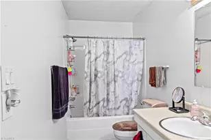 2260 Sunderland Rd, Winston-Salem, NC 27103 - Photo 11