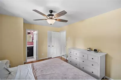 1001 Oakview Road, High Point, NC 27265 - Photo 27
