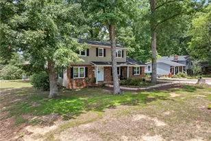 1001 Oakview Rd, High Point, NC 27265 - Photo 3