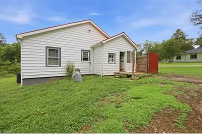 801 Whitsett Avenue, Gibsonville, NC 27249 - Photo 21