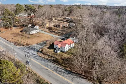 801 Whitsett Avenue, Gibsonville, NC 27249 - Photo 3
