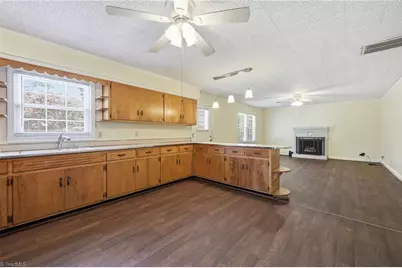 8506 Arapahoe Drive, Stokesdale, NC 27357 - Photo 13