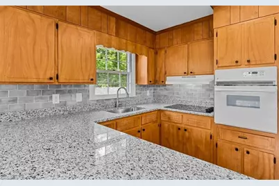 2101 Carpenter Street, Greensboro, NC 27403 - Photo 11