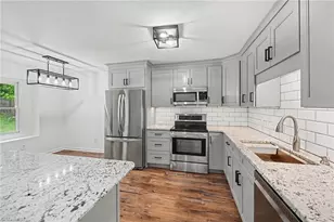 431 Georgetown Rd, Wallburg, NC 27107 - Photo 13