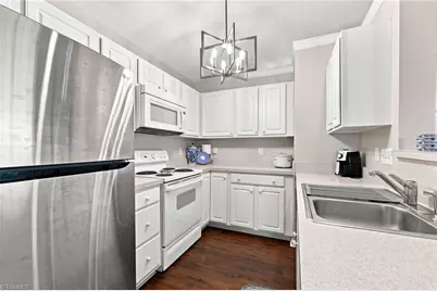 534 Scholastic Court, Winston-Salem, NC 27106 - Photo 11