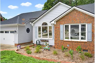 4640 Holly Brook Drive, Cary, NC 27539 - Photo 3