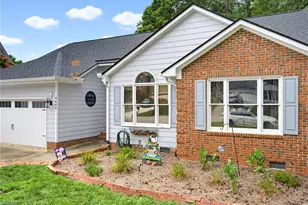 4640 Holly Brook Dr, Apex, NC 27539 - Photo 3