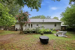 104 Sam Kinley Dr, Thomasville, NC 27360 - Photo 5