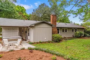 1902 Tennyson Dr, Greensboro, NC 27410 - Photo 25