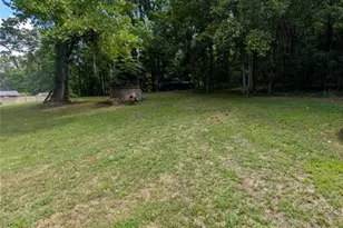 135 Redbud Rd, Eden, NC 27288 - Photo 19