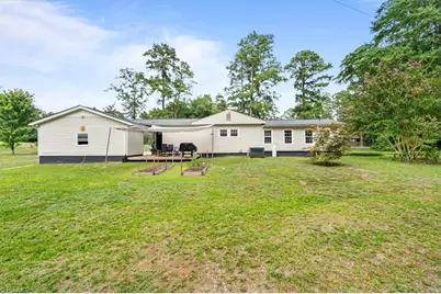 202 Walnut Street, Hamlet, NC 28345 - Photo 29