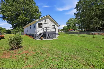 910 Dixie Street, Lexington, NC 27292 - Photo 21