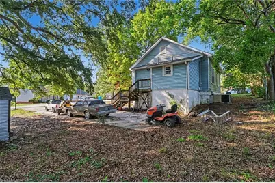 1005 Ava Street, Burlington, NC 27215 - Photo 9