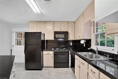 4515 Gilmore Drive, Liberty, NC 27298 - Photo 13