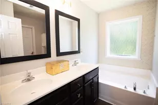 1156 Waterlyn Dr, Greensboro, NC 27405 - Photo 17