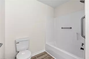 2215 Bradford Glen Cir, Winston-Salem, NC 27107 - Photo 21