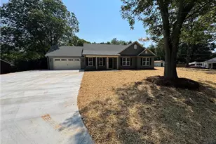 212 River St, East Bend, NC 27018 - Photo 5