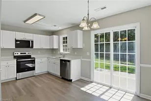 5858 Bushberry Ct, Winston-Salem, NC 27105 - Photo 9