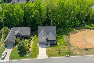 2261 Cambridge Oaks Dr, High Point, NC 27262 - Photo 45