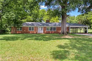 6645 Springfield Dr, Clemmons, NC 27012 - Photo 1