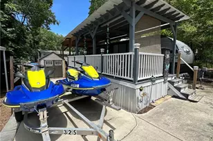 110 Pier Ave, New London, NC 28127 - Photo 29