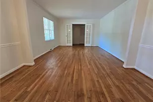 3703 Hickory Hill Dr, Greensboro, NC 27410 - Photo 5