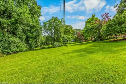 107 Hickory Street, Boonville, NC 27011 - Photo 23