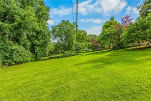 107 Hickory St, Boonville, NC 27011 - Photo 23