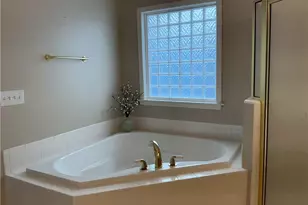 409 Charles Conner Dr, Kernersville, NC 27284 - Photo 19