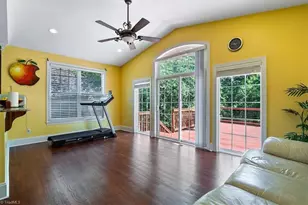 3205 Owls Roost Rd, Greensboro, NC 27410 - Photo 17