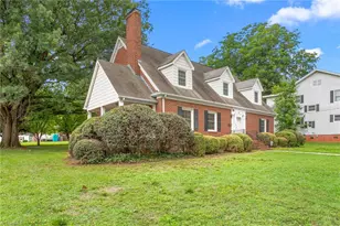 115 Albright Ave, Graham, NC 27253 - Photo 3